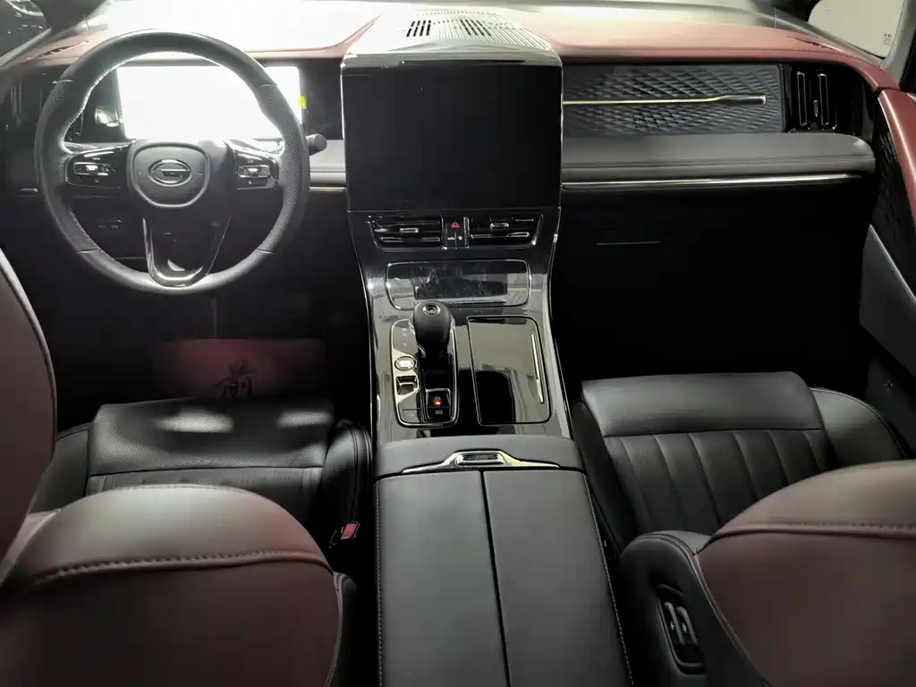 GAC Motor Trumpchi M8 2023 — фото 10