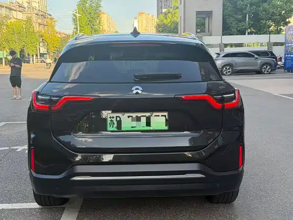 NIO ES6 2021