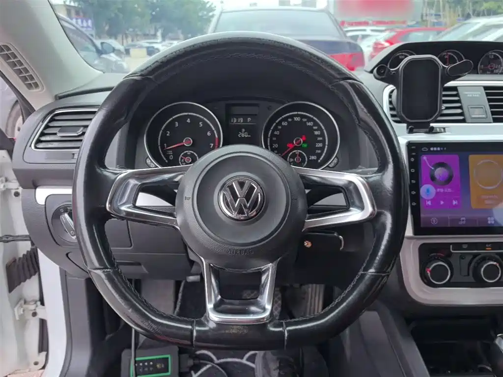 Volkswagen Scirocco 2015 — фото 11
