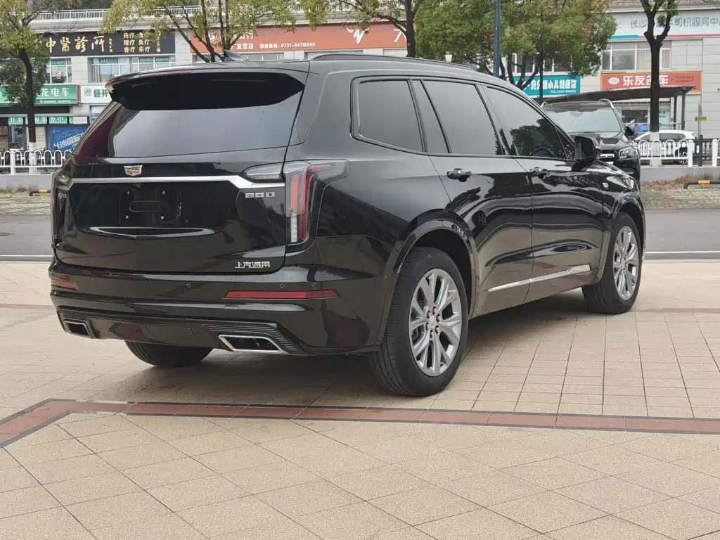 Cadillac XT6 2021 — фото 10