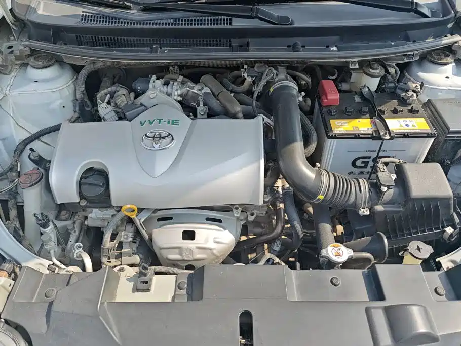 Toyota Yaris L 2019 — фото 10