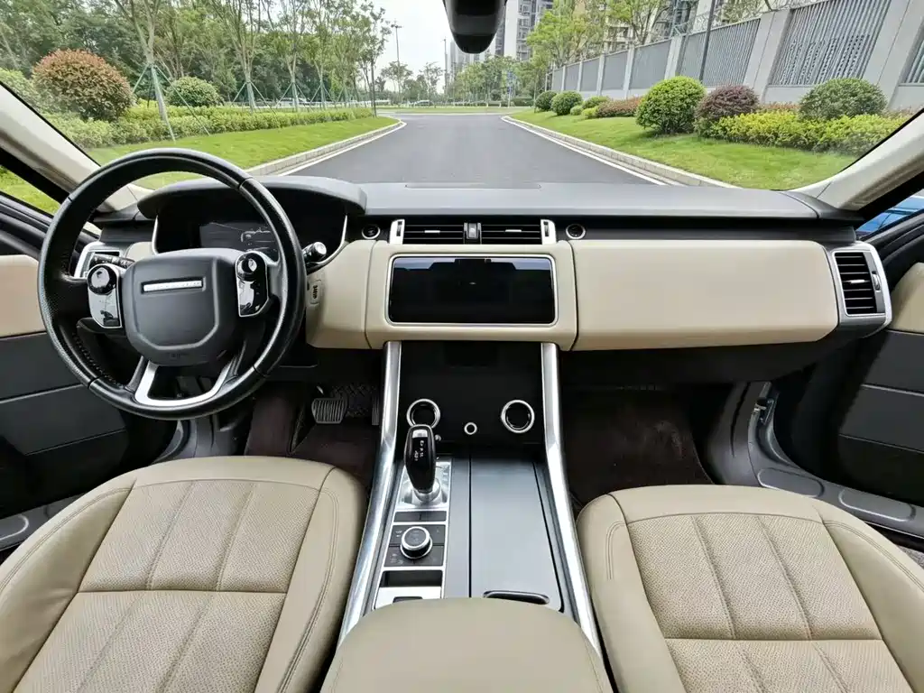 Land Rover Range Rover Sport New Energy 2021 — фото 5