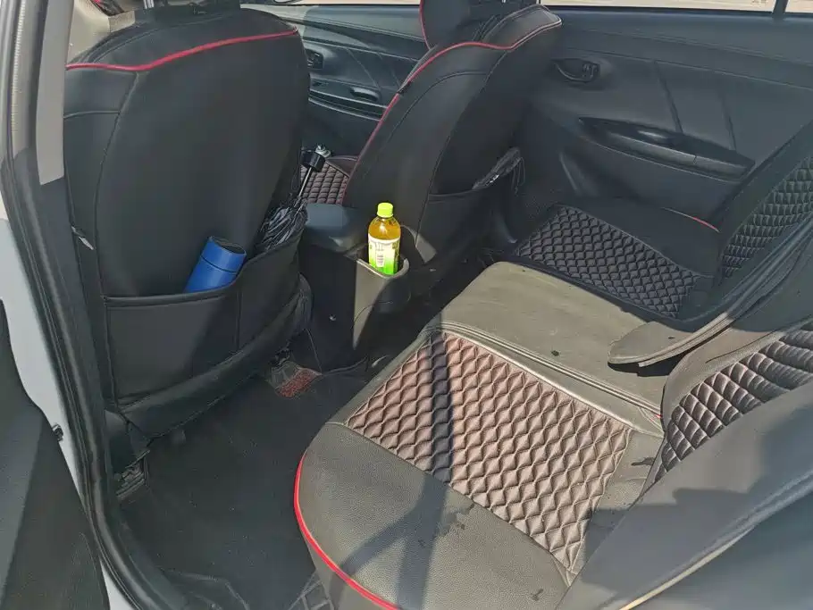 Toyota Yaris L 2019 — фото 11