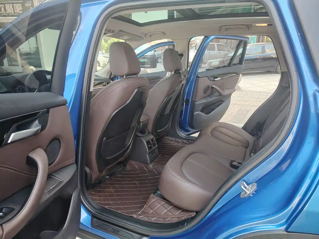BMW X1 New Energy 2020 — фото 8