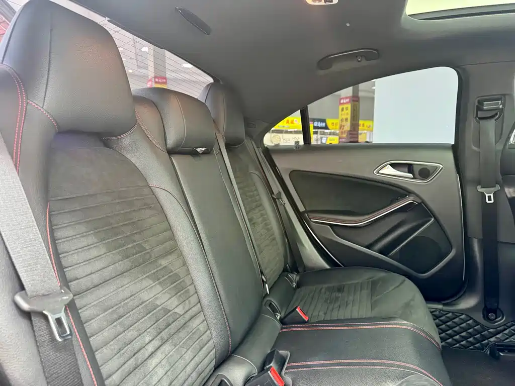 Mercedes-Benz CLA 2018 — фото 11