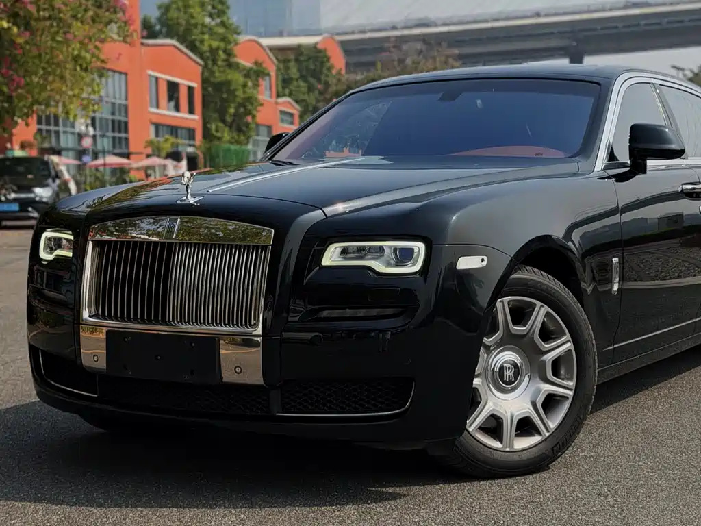 Rolls-Royce Ghost 2016 — фото 7