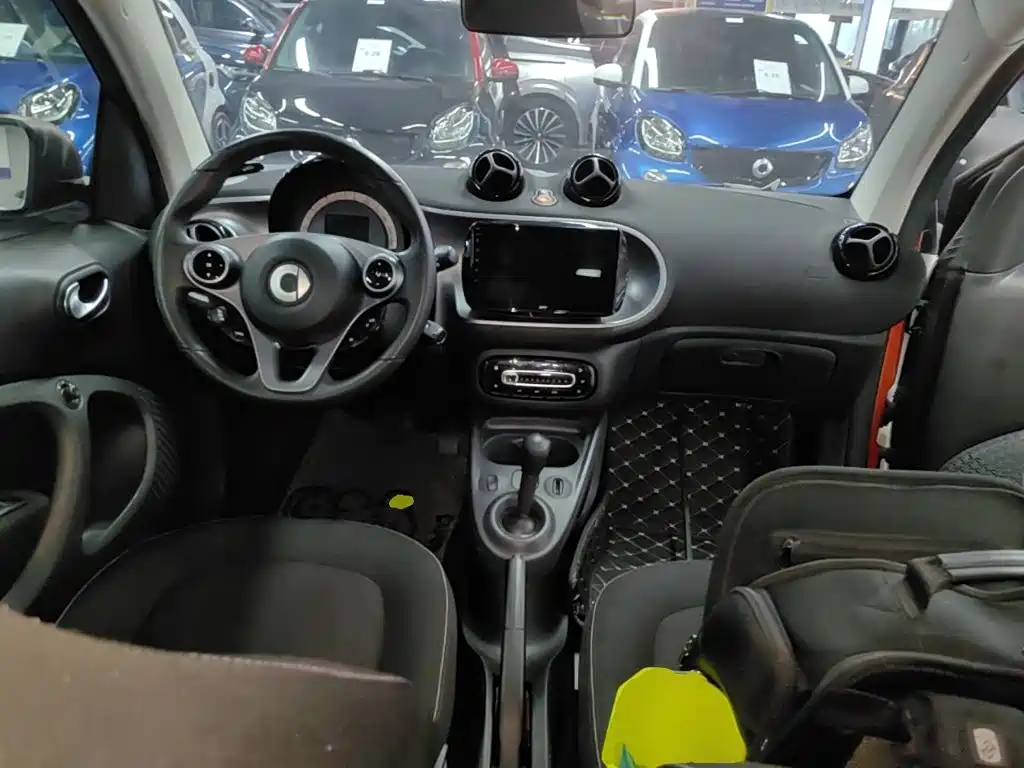 smart fortwo 2018 — фото 10