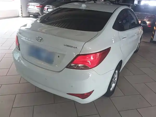 Hyundai Accent 2016