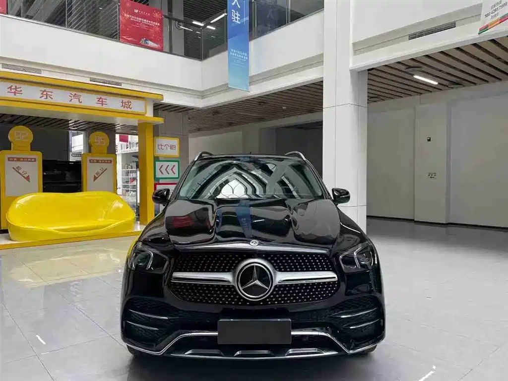 Mercedes-Benz GLE 2020 — фото 2