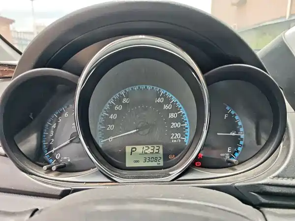 Toyota Yaris L 2019