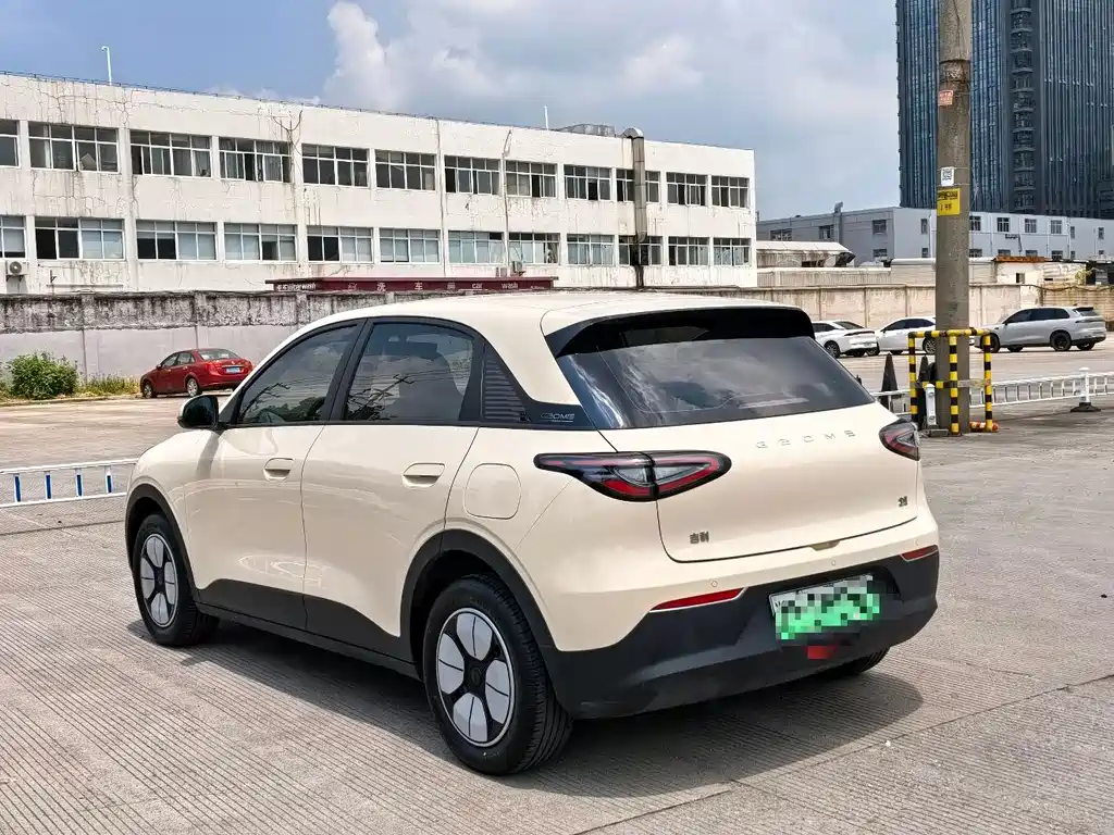 Geely Galaxy Starwish 2025