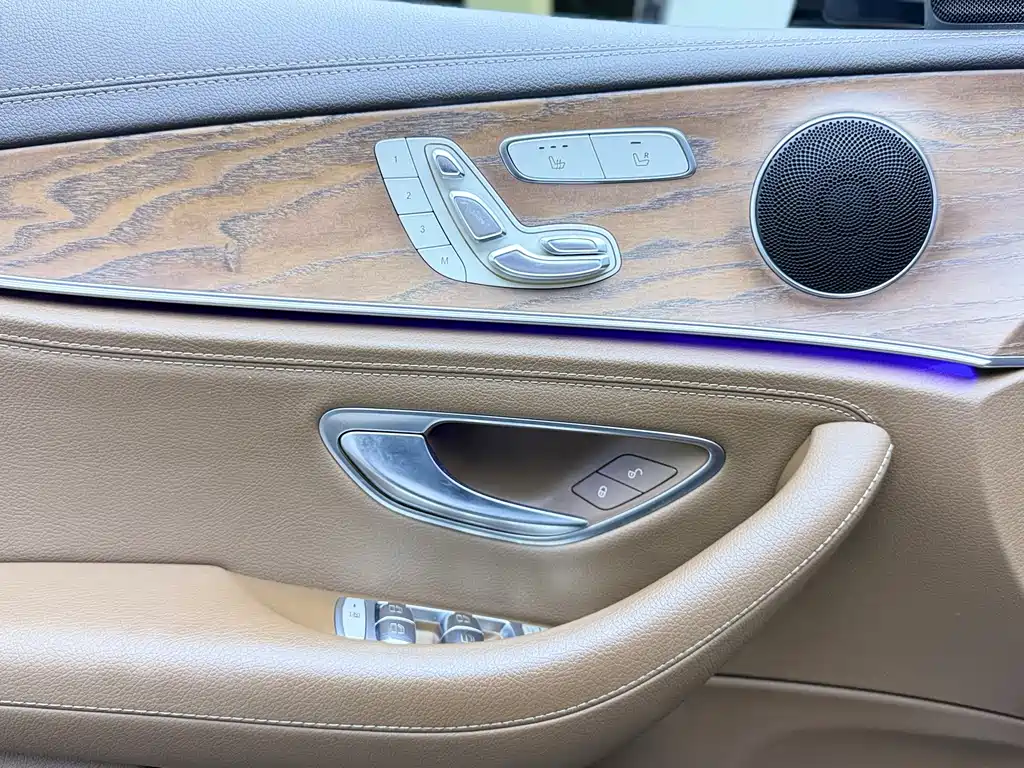 Mercedes-Benz E-Class 2016