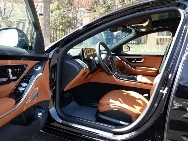 Mercedes-Benz S-Class 2024