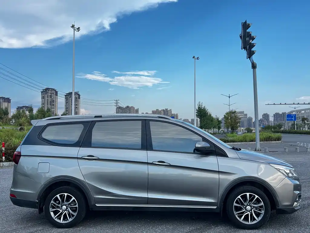 Baojun 730 2019