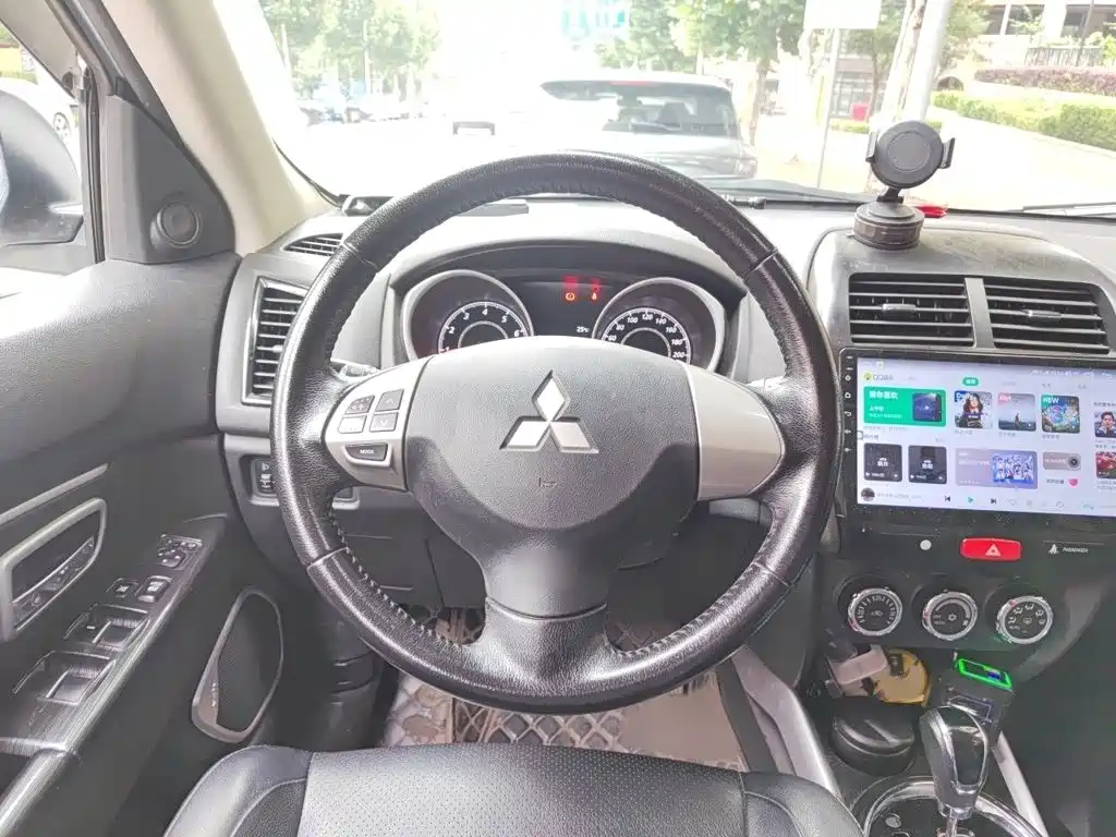Mitsubishi Jinxuan ASX 2018 — фото 3