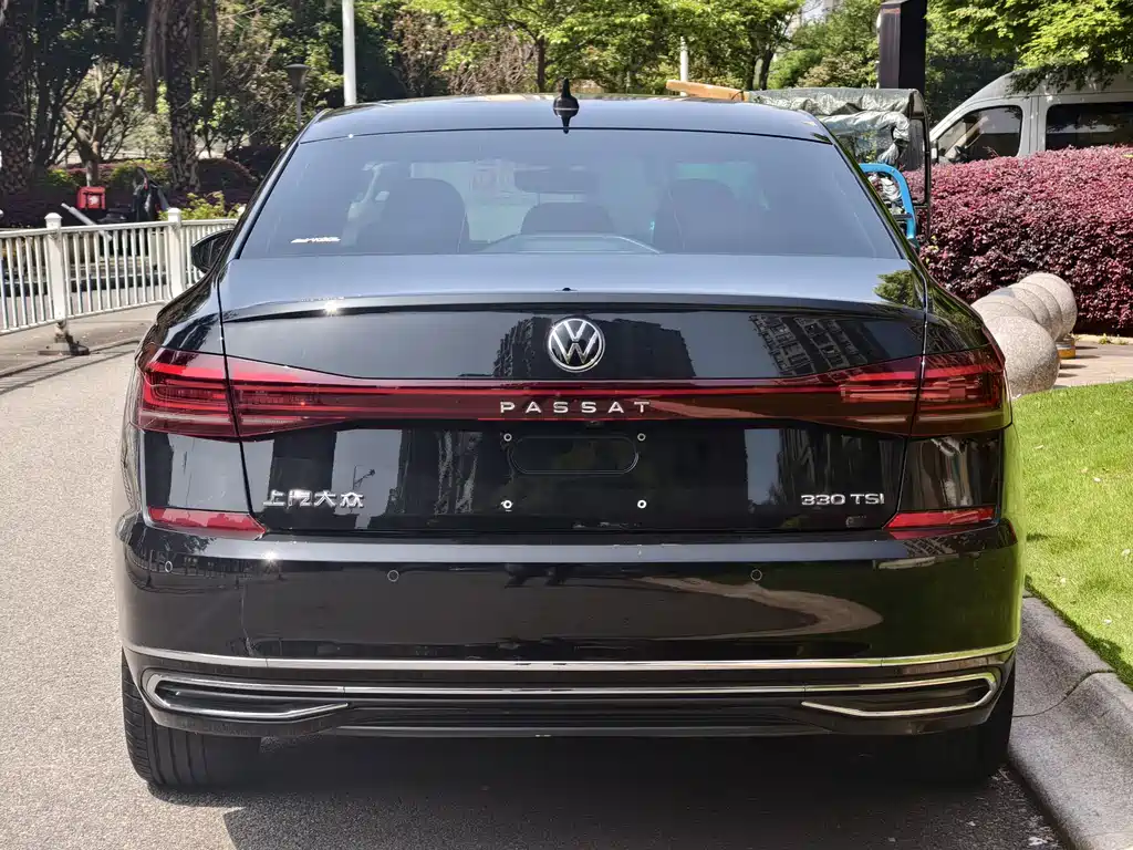 Volkswagen Passat 2022