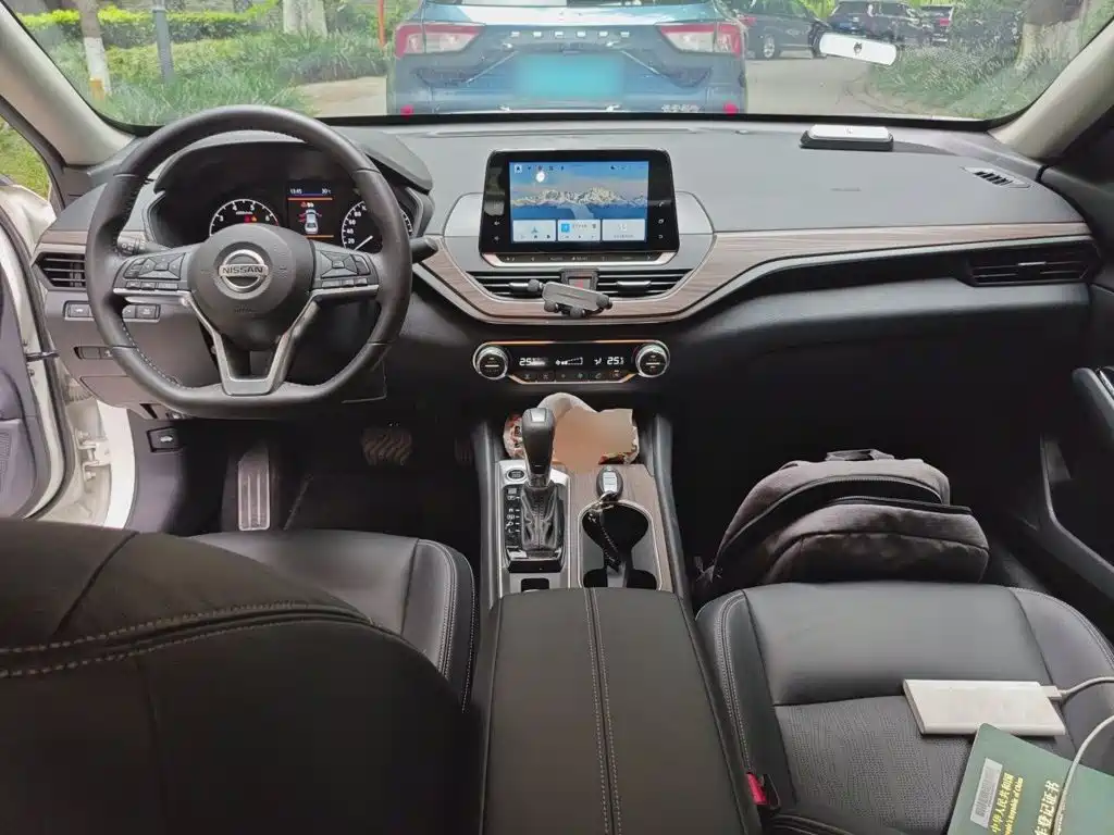 Nissan Teana 2022 — фото 10