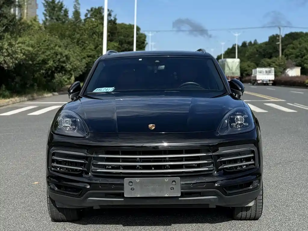 Porsche Cayenne 2019 — фото 2
