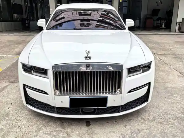 Rolls-Royce Ghost 2023