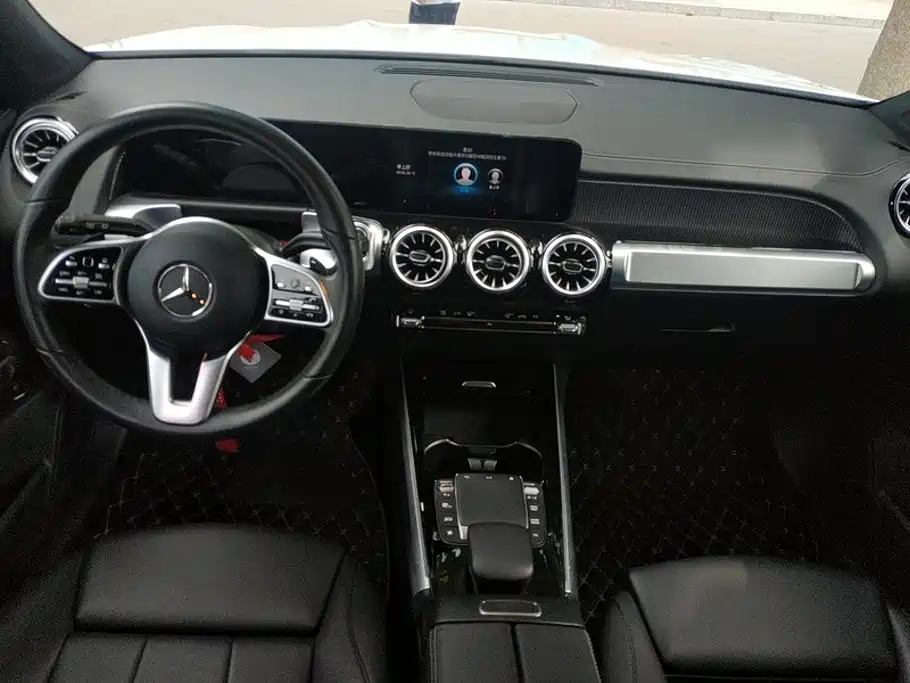Mercedes-Benz GLB 2021 — фото 12