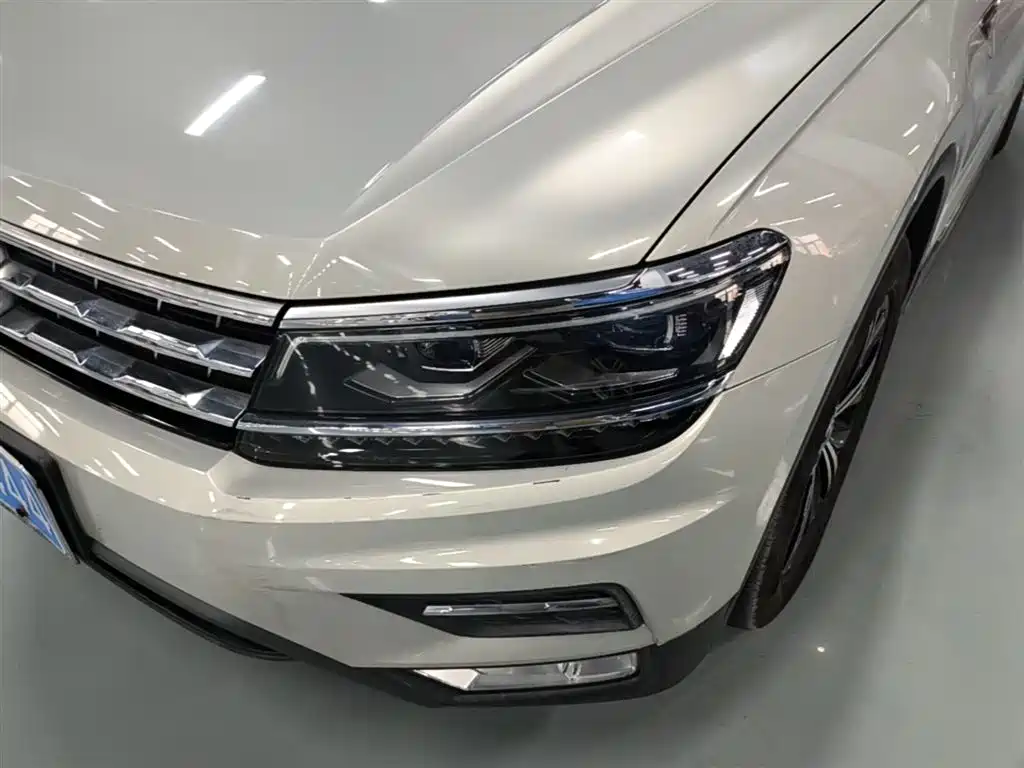 Volkswagen Tiguan L 2017 — фото 24