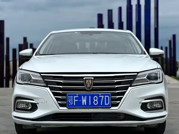 Roewe i5 2019