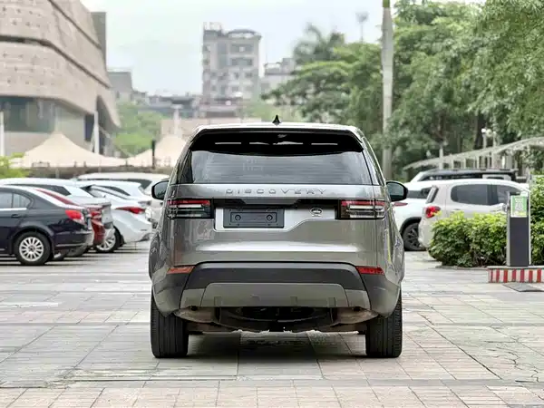 Land Rover Discovery 2017