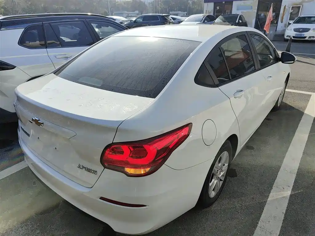 Chevrolet Cavalier 2019 — фото 23