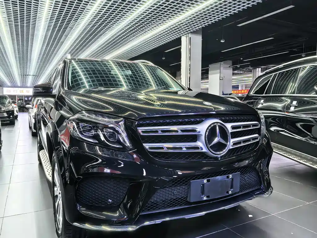 Mercedes-Benz GLS 2017 — фото 2