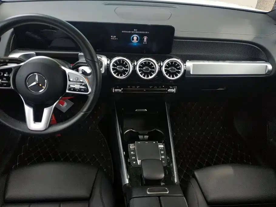 Mercedes-Benz GLB 2021 — фото 16