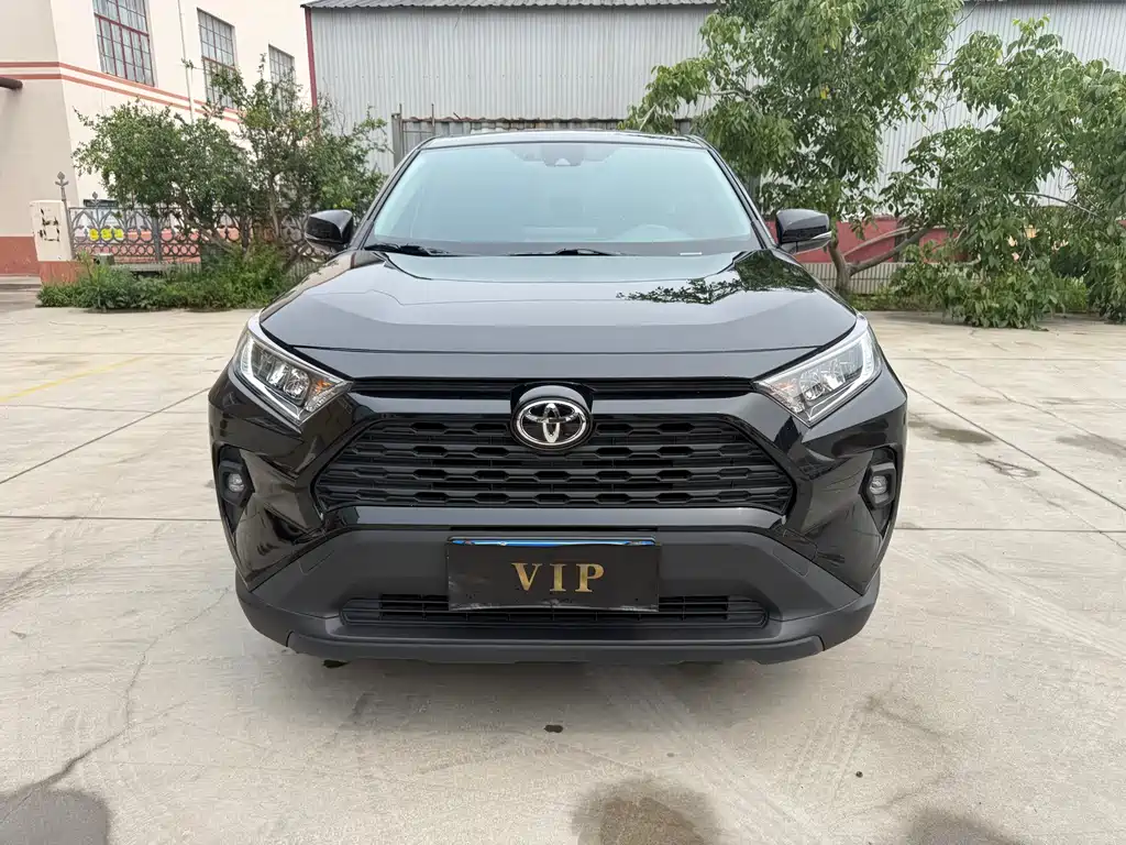 Toyota RAV4 2024