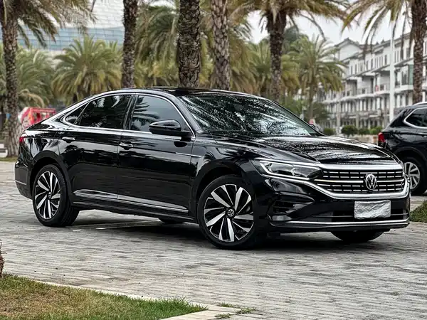 Volkswagen Passat 2022