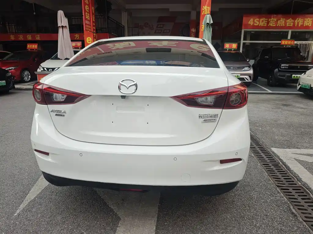 Mazda 3 Axela 2018