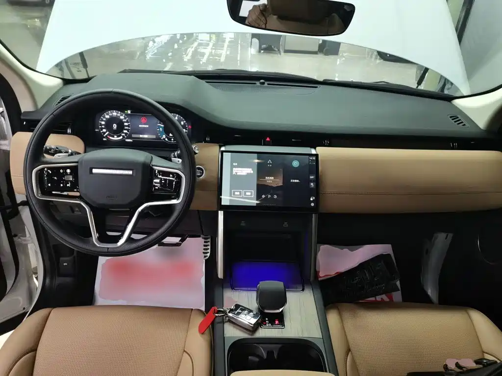 Land Rover Discovery Sport 2024 — фото 10