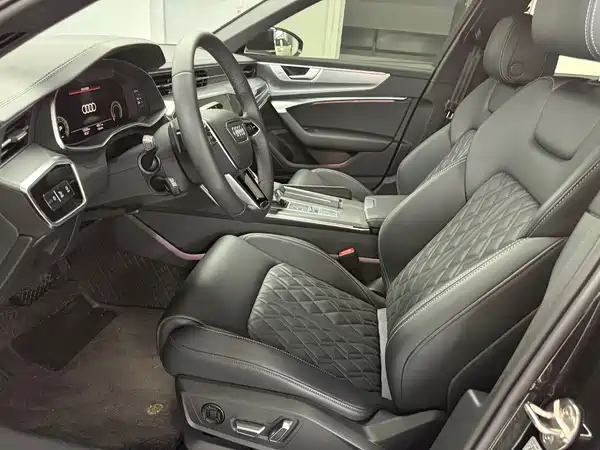 Audi A6L 2025