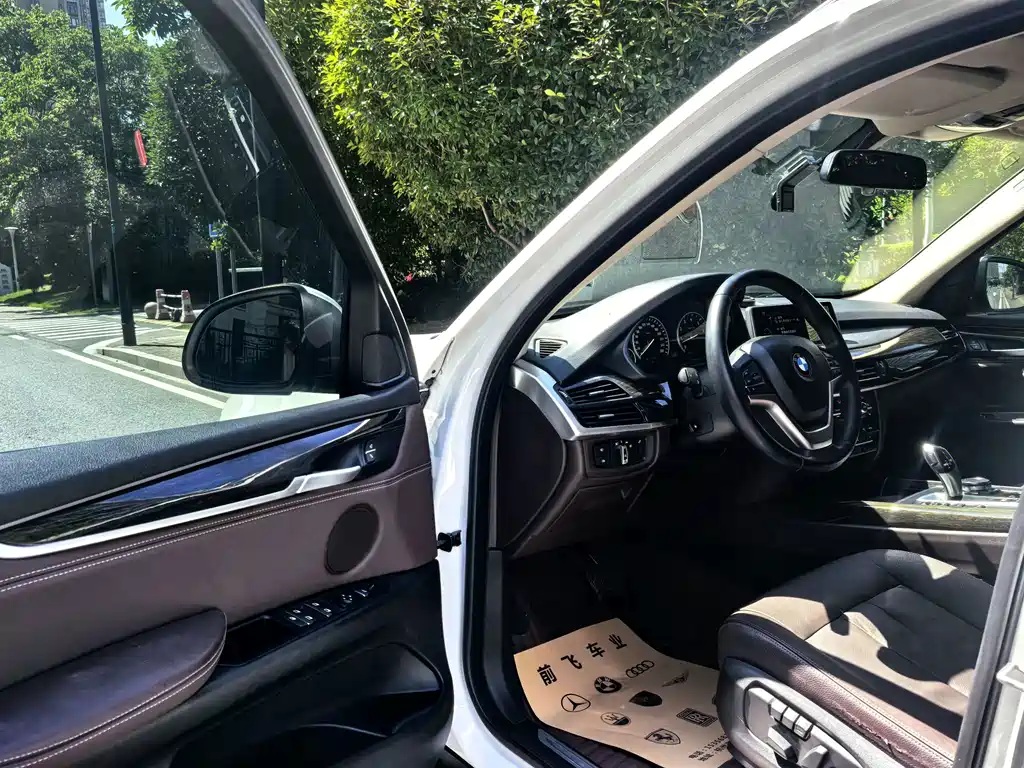 BMW X5 2015 — фото 11