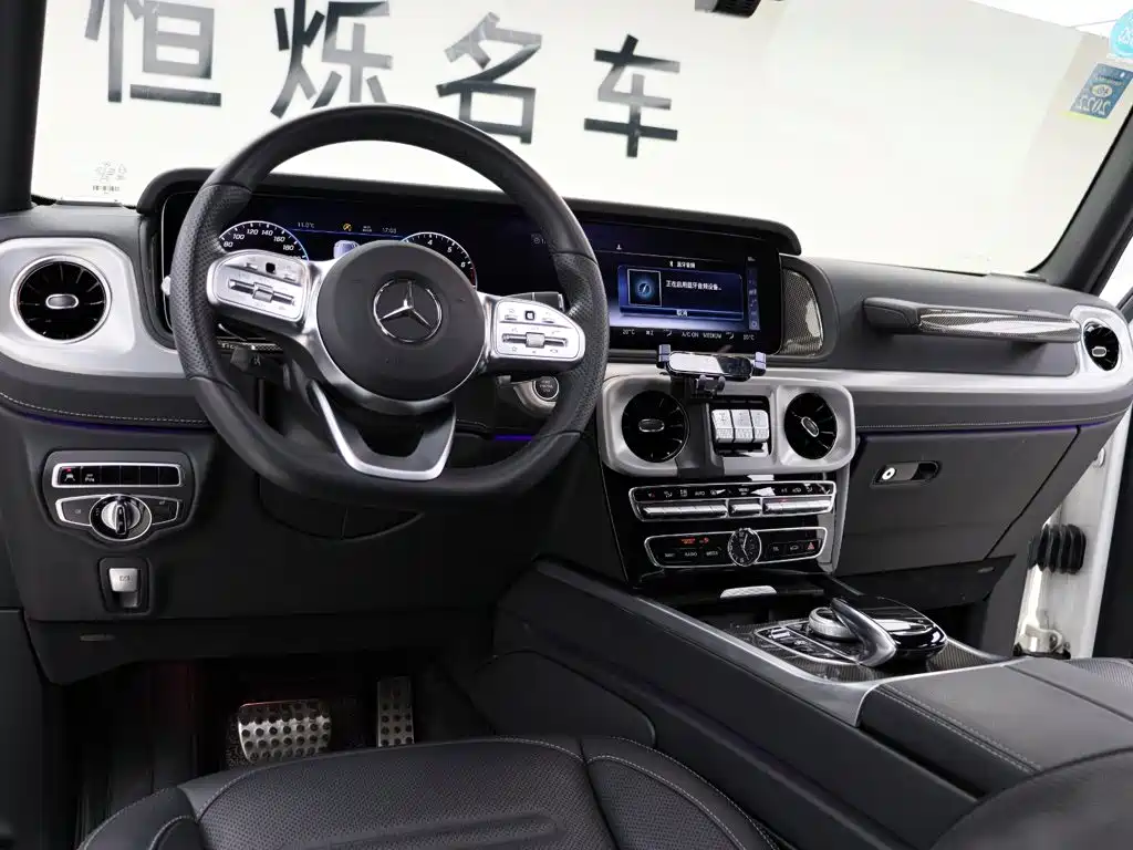 Mercedes-Benz G-Class 2020 — фото 10