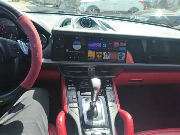 Porsche Cayenne 2011