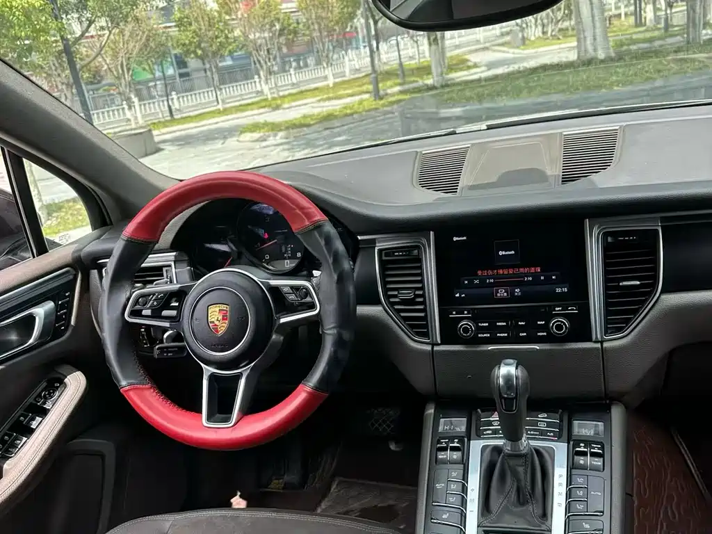 Porsche Macan 2018 — фото 5