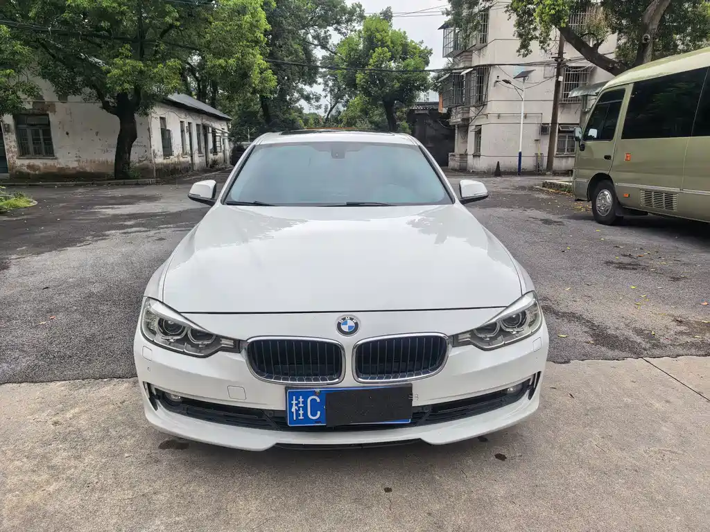 BMW 3 Series 2015