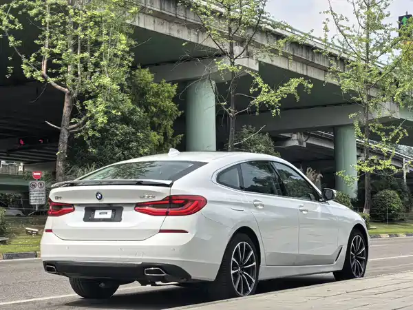 BMW 6 Series GT 2021
