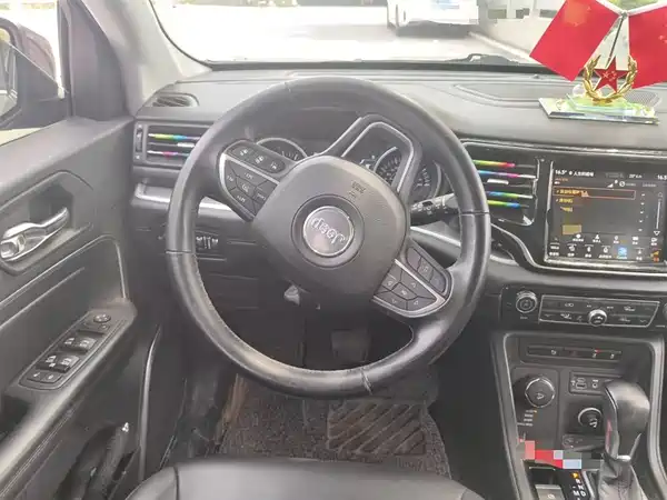 Jeep Grand Commander 2018