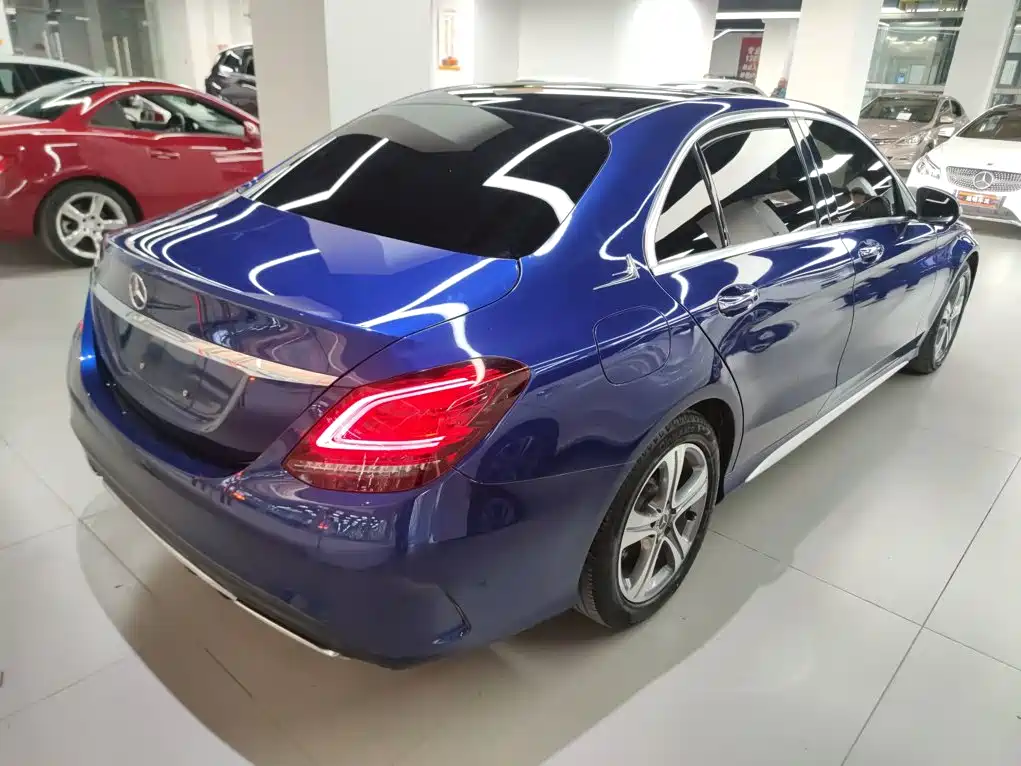 Mercedes-Benz C-Class 2019