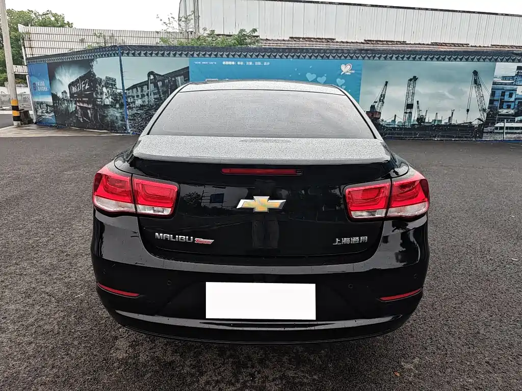 Chevrolet Malibu 2016 — фото 12