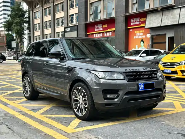 Land Rover Range Rover Sport 2013