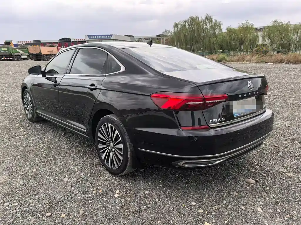 Volkswagen Passat 2019 — фото 4