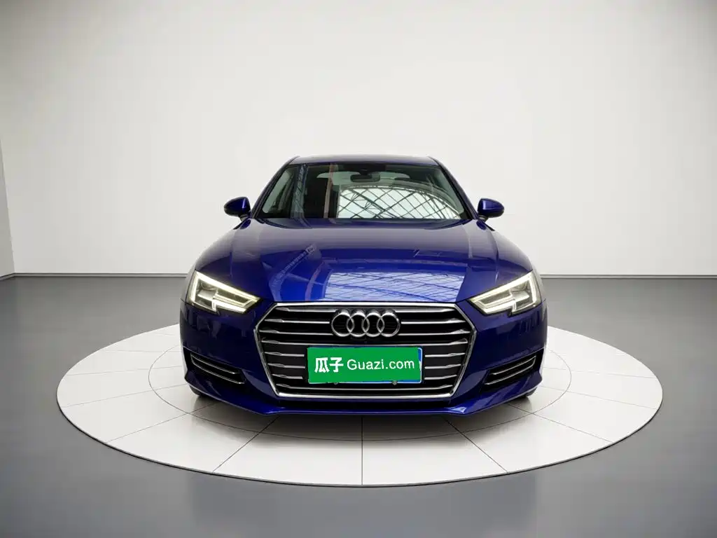Audi A4L 2018