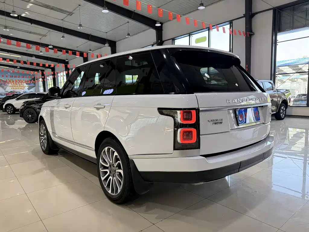 Land Rover Range Rover 2016 — фото 14