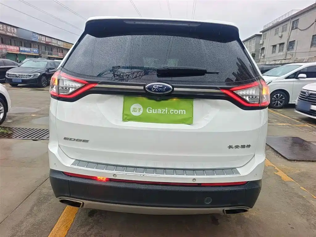 Ford Edge 2015 — фото 6