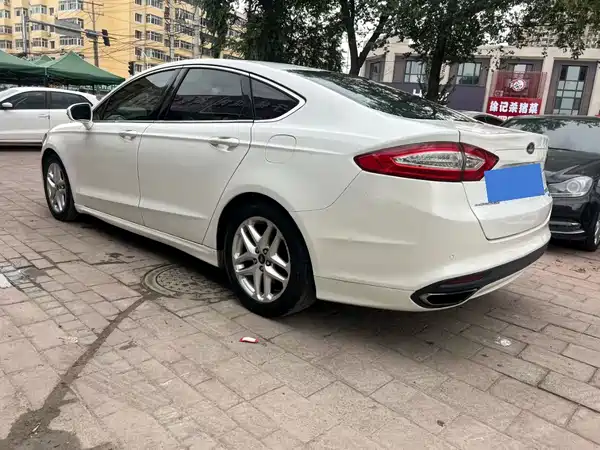 Ford Mondeo 2014